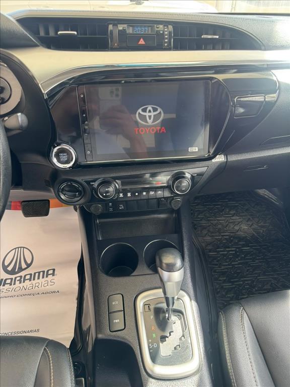 HILUX 2.8 D-4D TURBO DIESEL CD SRV 4X4 AUTOMÁTICO8