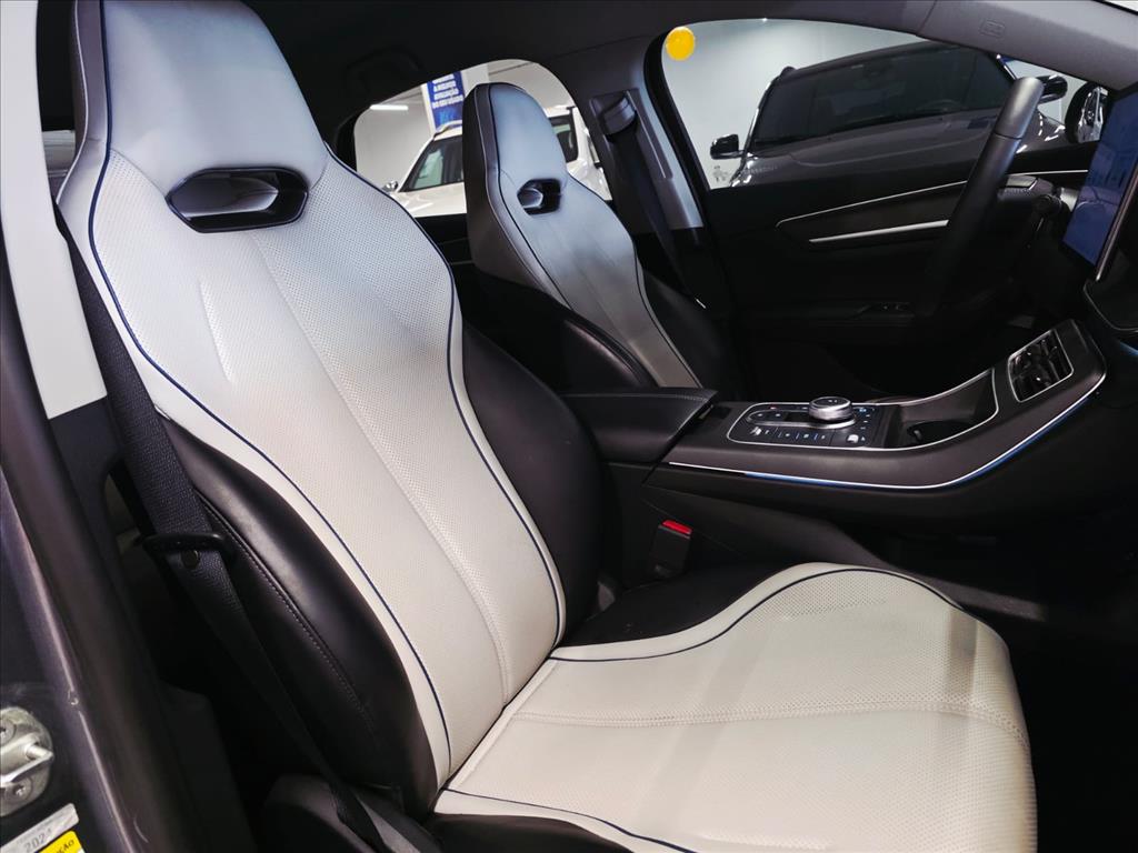 KING 1.5 DM-I PHEV GS AUTOMÁTICO10