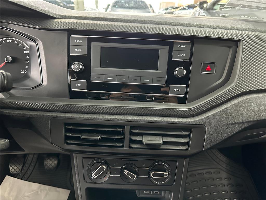 POLO 1.0 MPI TRACK MANUAL8