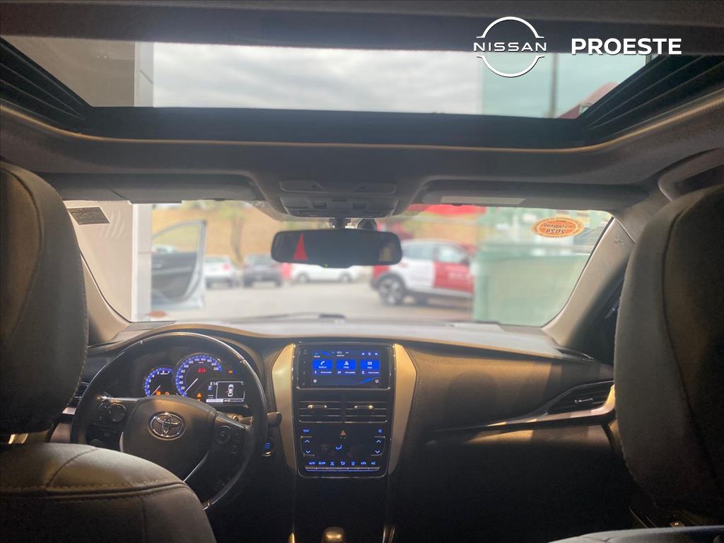 YARIS 1.5 16V FLEX SEDAN XLS CONNECT MULTIDRIVE