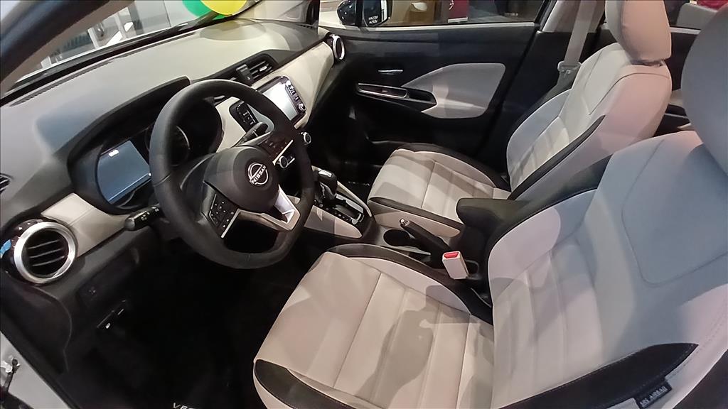 VERSA 1.6 16V FLEX EXCLUSIVE XTRONIC9