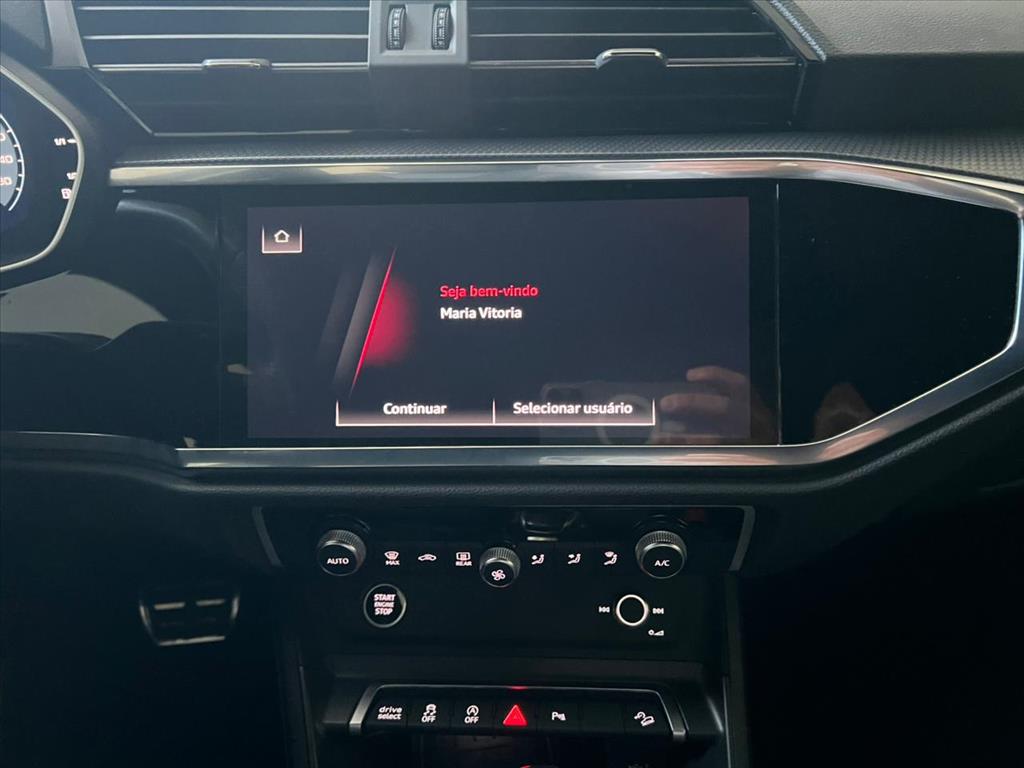 Q3 2.0 40 TFSI GASOLINA PERFORMANCE BLACK QUATTRO TIPTRONIC9