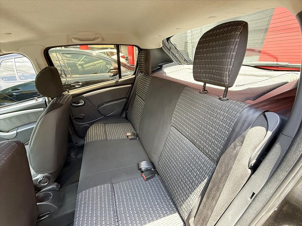 Renault Sandero - 1.0 EXPRESSION 16V FLEX 4P MANUAL