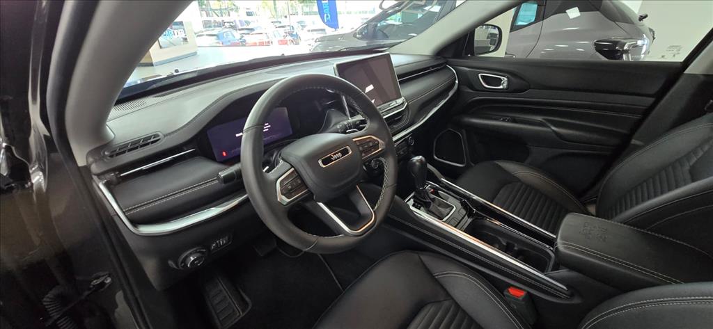 COMMANDER 1.3 T270 TURBO FLEX LONGITUDE AT69