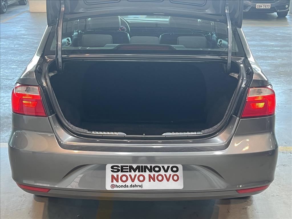 VOYAGE 1.0 12V MPI TOTALFLEX 4P MANUAL8