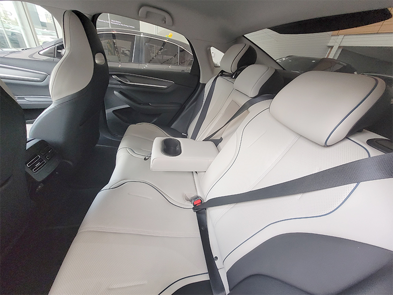 KING 1.5 DM-I PHEV GS AUTOMÁTICO9