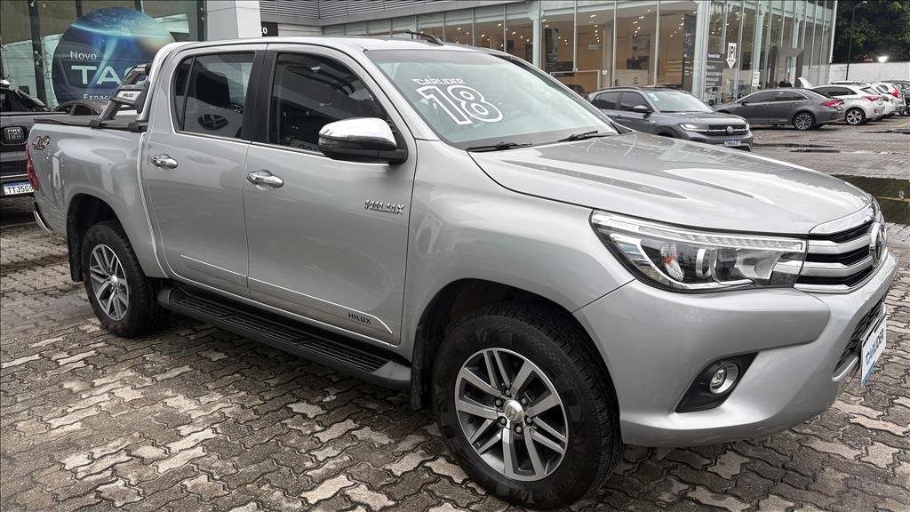 HILUX 2.8 SRX 4X4 CD 16V DIESEL 4P AUTOMÁTICO5