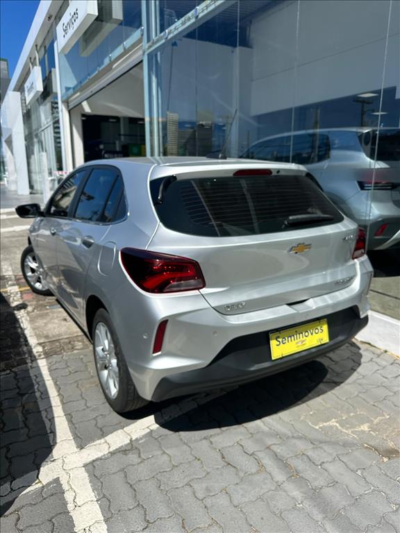 ONIX 1.0 TURBO FLEX PREMIER AUTOMÁTICO3