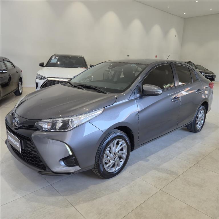 YARIS 1.5 16V FLEX SEDAN XS CONNECT MULTIDRIVE