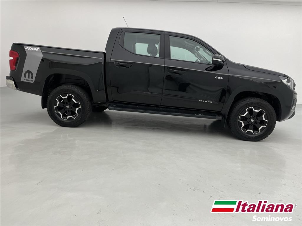 TITANO 2.2 TURBO DIESEL VOLCANO 4X4 AT65