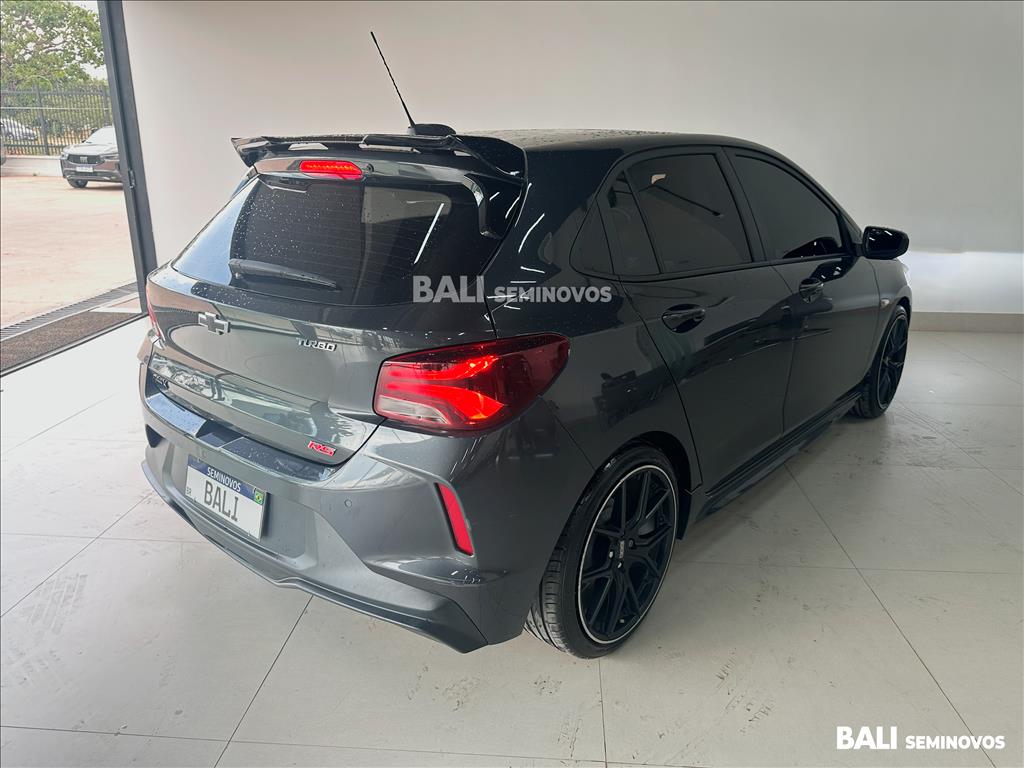 ONIX 1.0 TURBO FLEX RS AUTOMÁTICO3