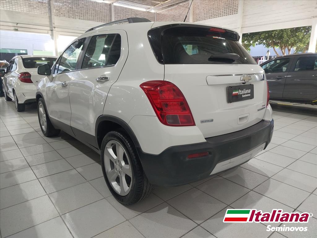 TRACKER 1.8 MPFI LTZ 4X2 16V FLEX 4P AUTOMÁTICO2