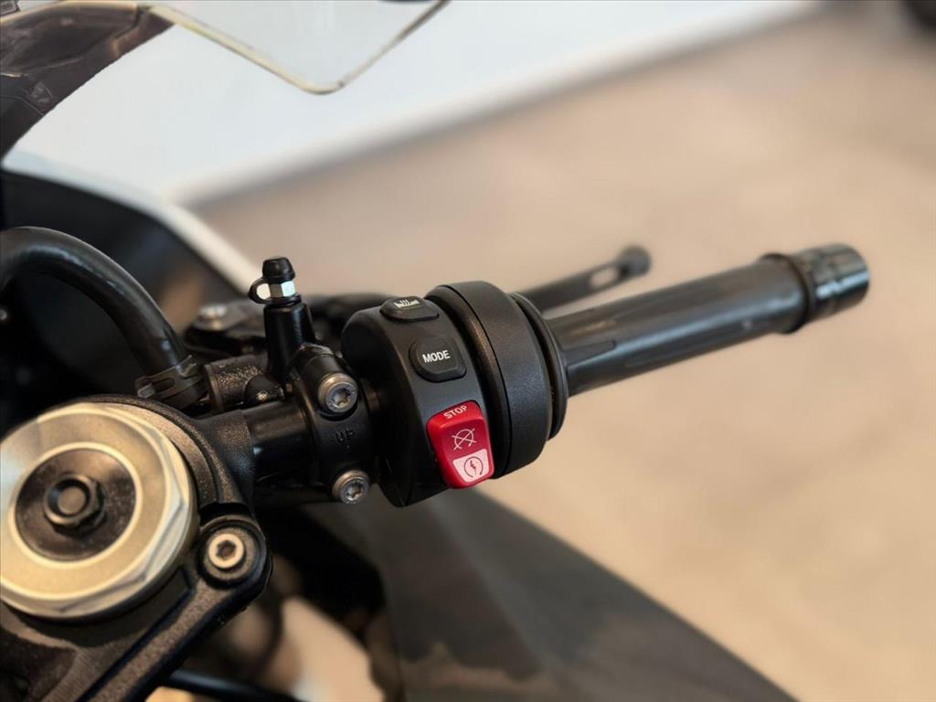 BMW Motorrad-S-1000 RR