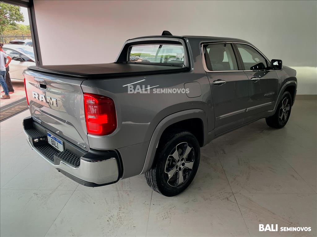 RAMPAGE 2.2 TURBO DIESEL LARAMIE 4X4 AUTOMÁTICO6