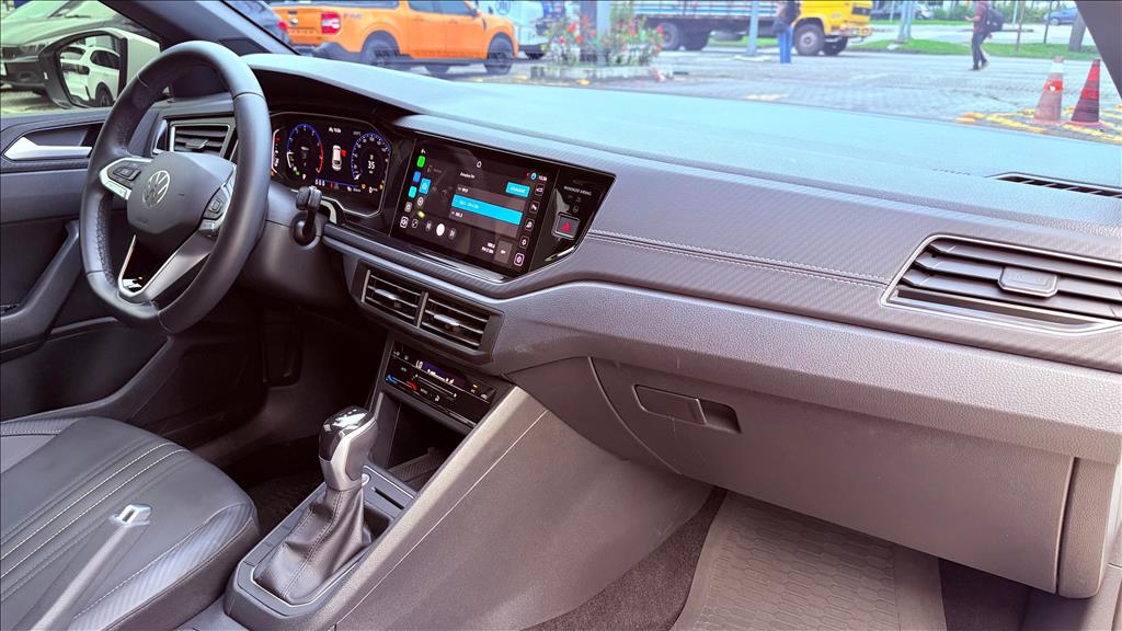NIVUS 1.0 200 TSI TOTAL FLEX HIGHLINE AUTOMÁTICO10