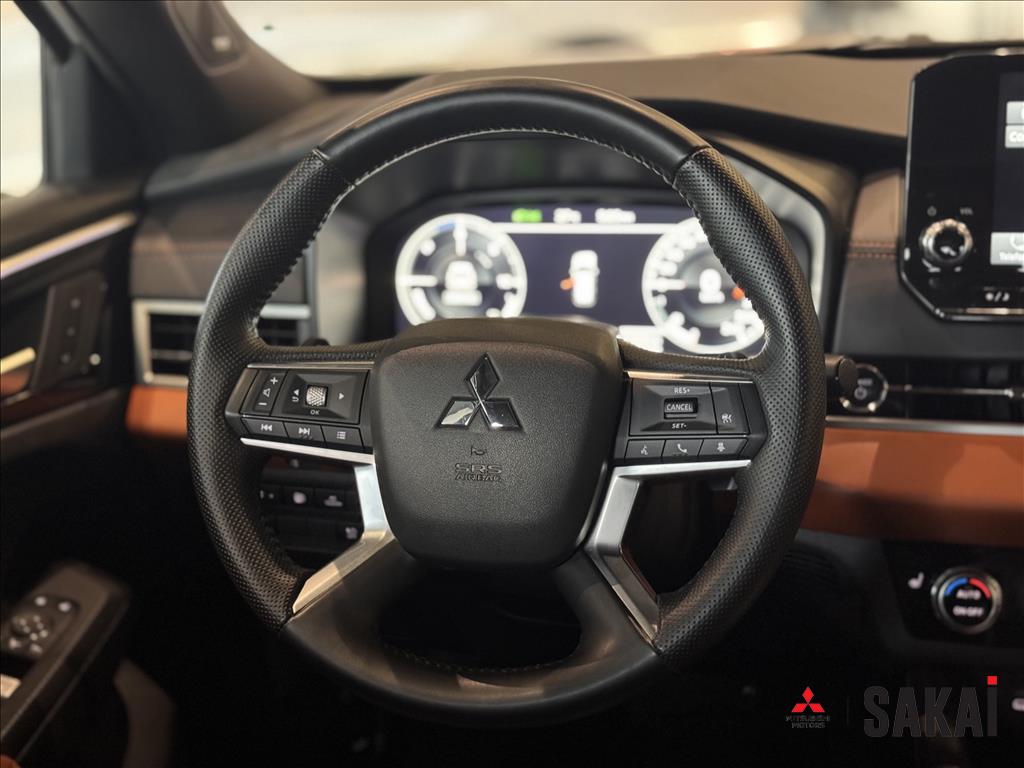 Mitsubishi-OUTLANDER-2.4 PHEV SIGNATURE S-AWC DHT