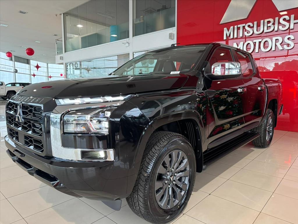 Mitsubishi-TRITON-2.4 BITURBO DIESEL CD HPE 4X4 AUTOMÁTICO