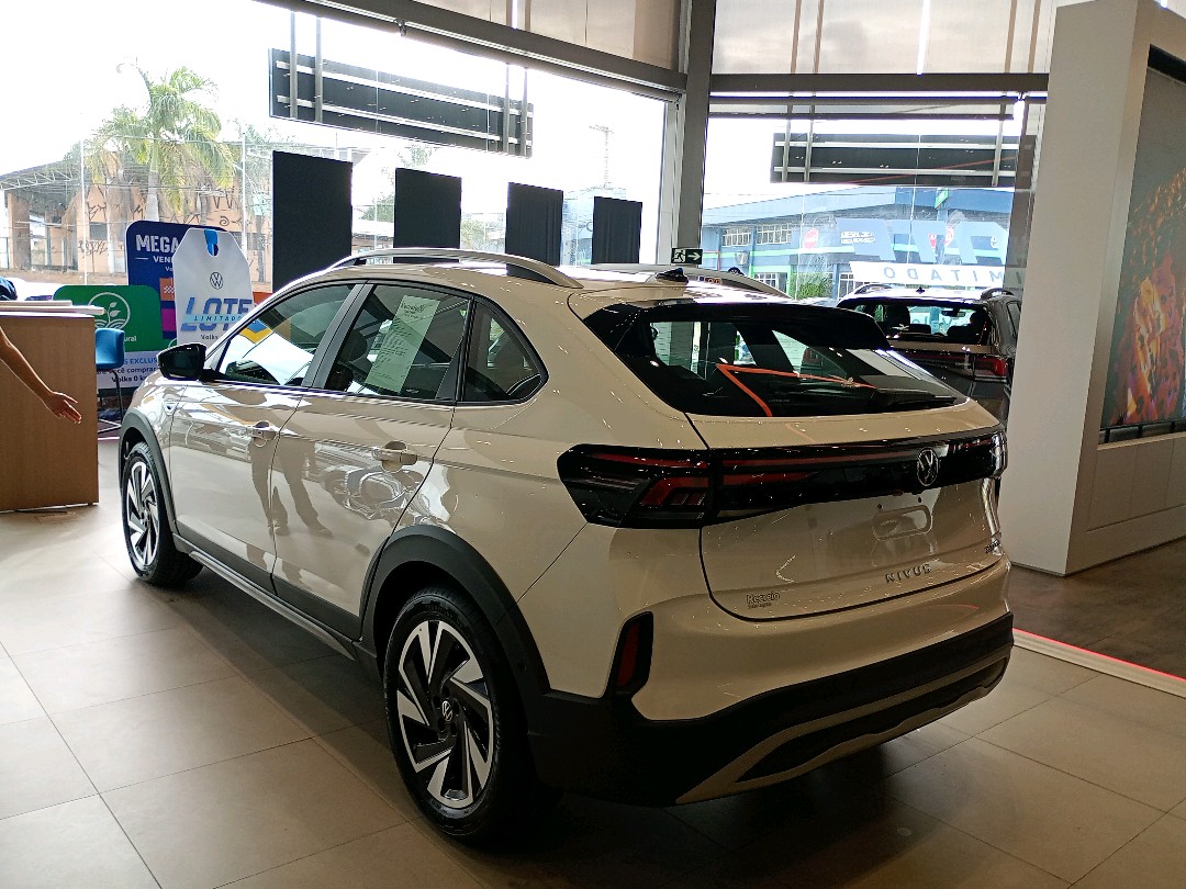NIVUS 1.0 200 TSI TOTAL FLEX HIGHLINE AUTOMÁTICO9