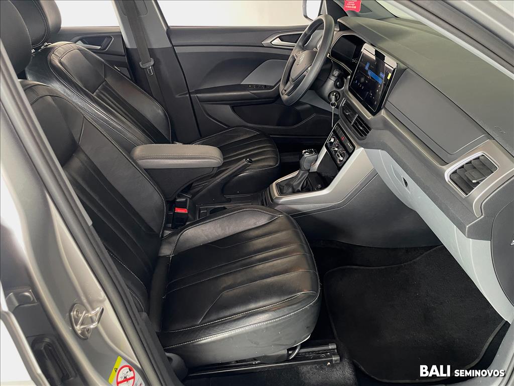T-CROSS 1.0 200 TSI TOTAL FLEX AUTOMÁTICO12