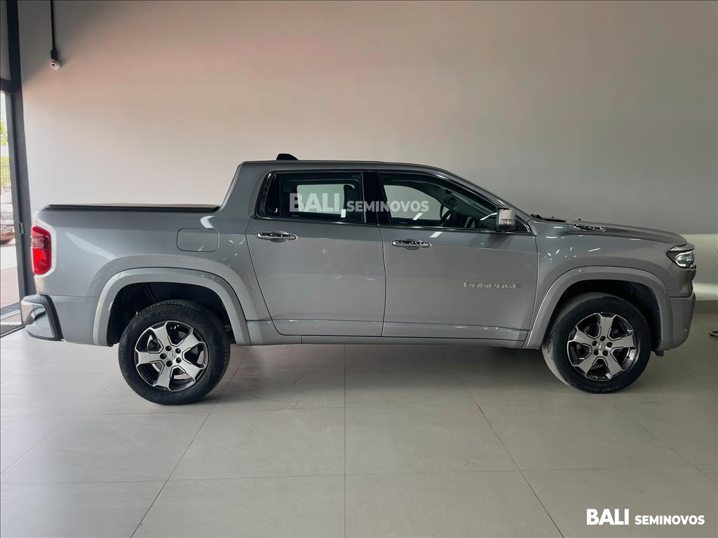 RAMPAGE 2.0 TURBO DIESEL LARAMIE 4X4 AUTOMÁTICO6