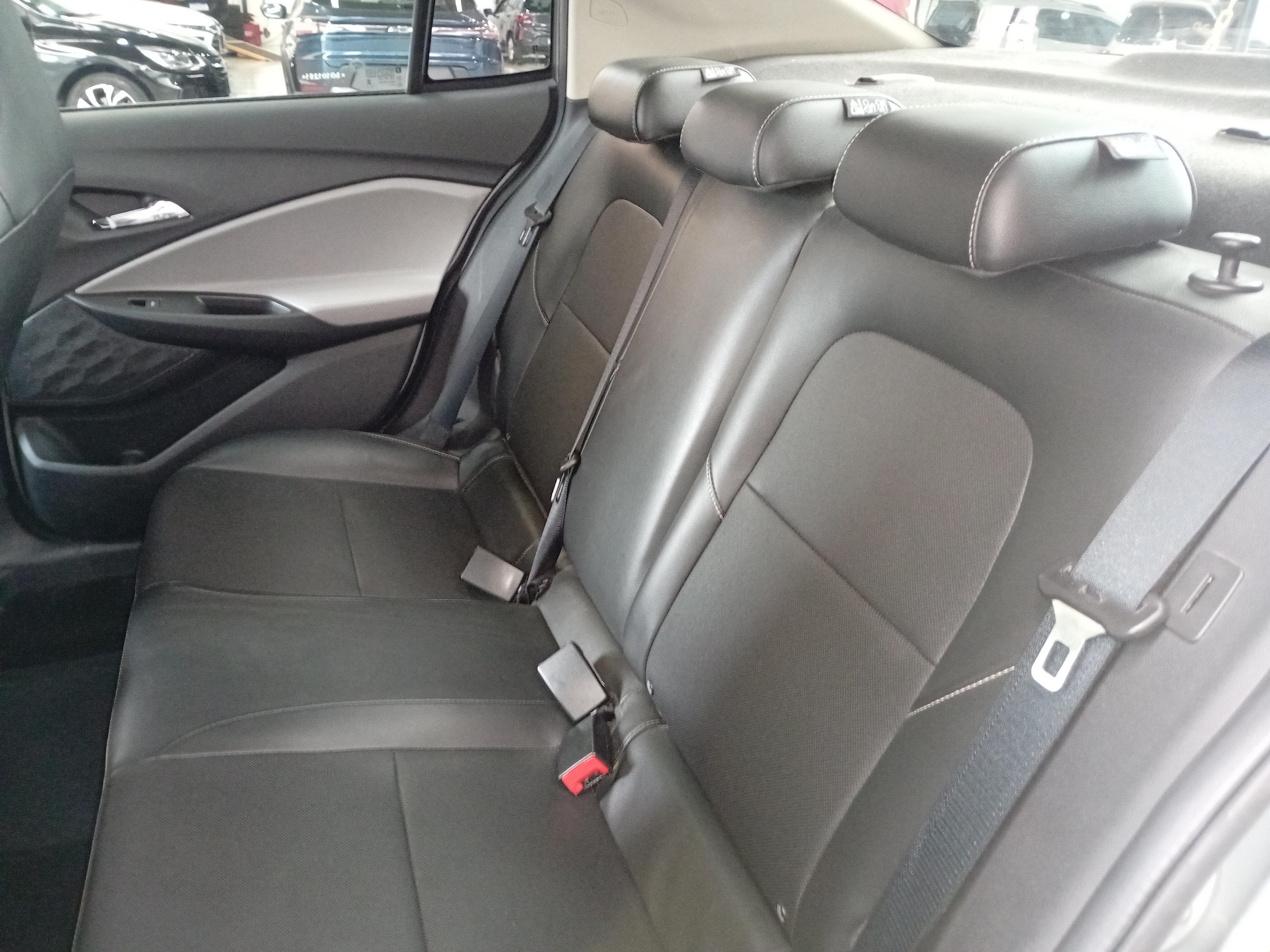 ONIX PLUS 1.0 TURBO FLEX PREMIER AUTOMÁTICO11