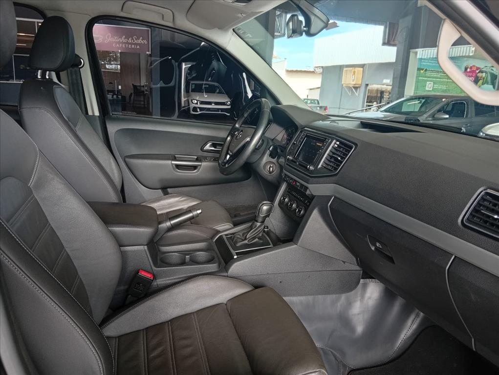 AMAROK 3.0 V6 TDI DIESEL HIGHLINE CD 4MOTION AUTOMÁTICO9