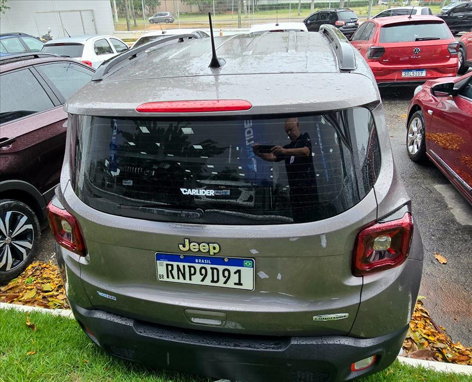 RENEGADE 1.8 16V FLEX LONGITUDE 4P AUTOMÁTICO3