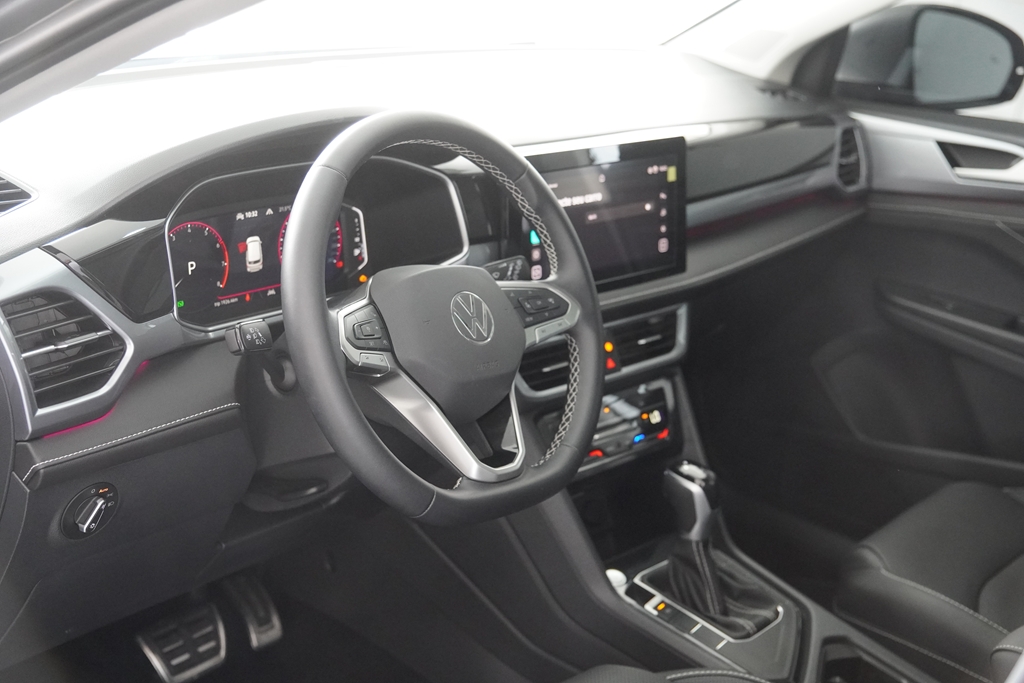 TAOS 1.4 250 TSI TOTAL FLEX HIGHLINE AUTOMÁTICO13