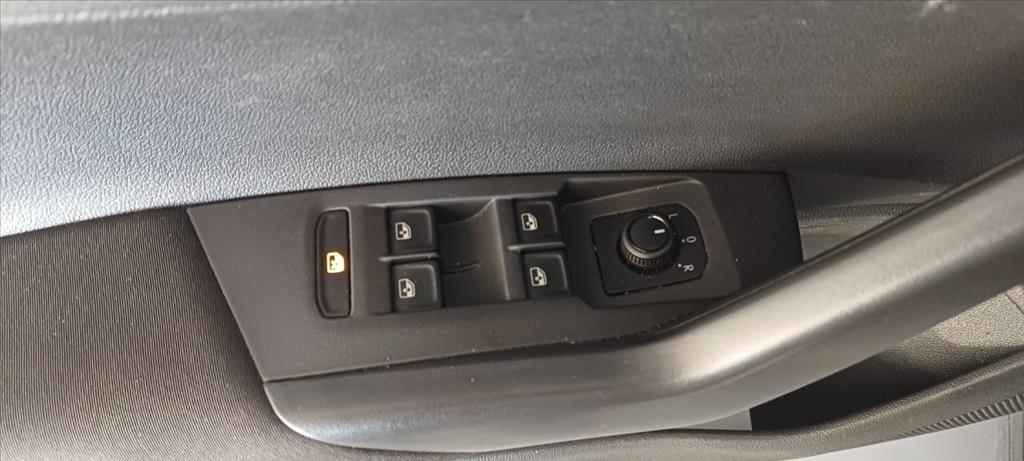 NIVUS 1.0 200 TSI TOTAL FLEX COMFORTLINE AUTOMÁTICO8