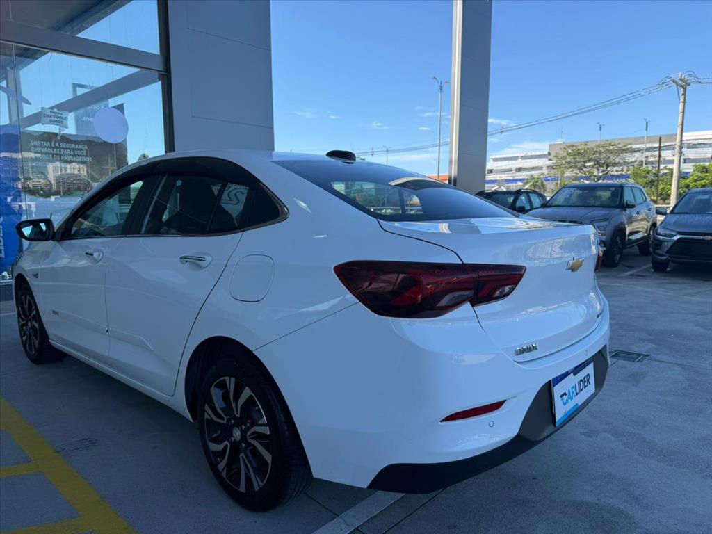 ONIX PLUS 1.0 TURBO FLEX PREMIER AUTOMÁTICO4