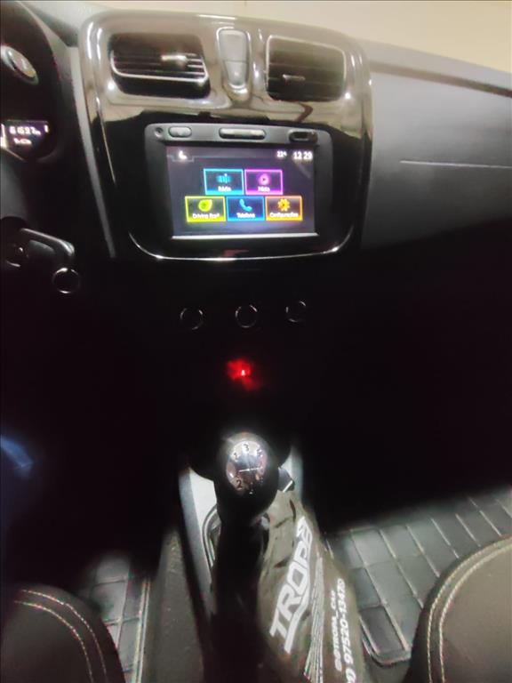 SANDERO 1.0 12V SCE FLEX ZEN MANUAL10