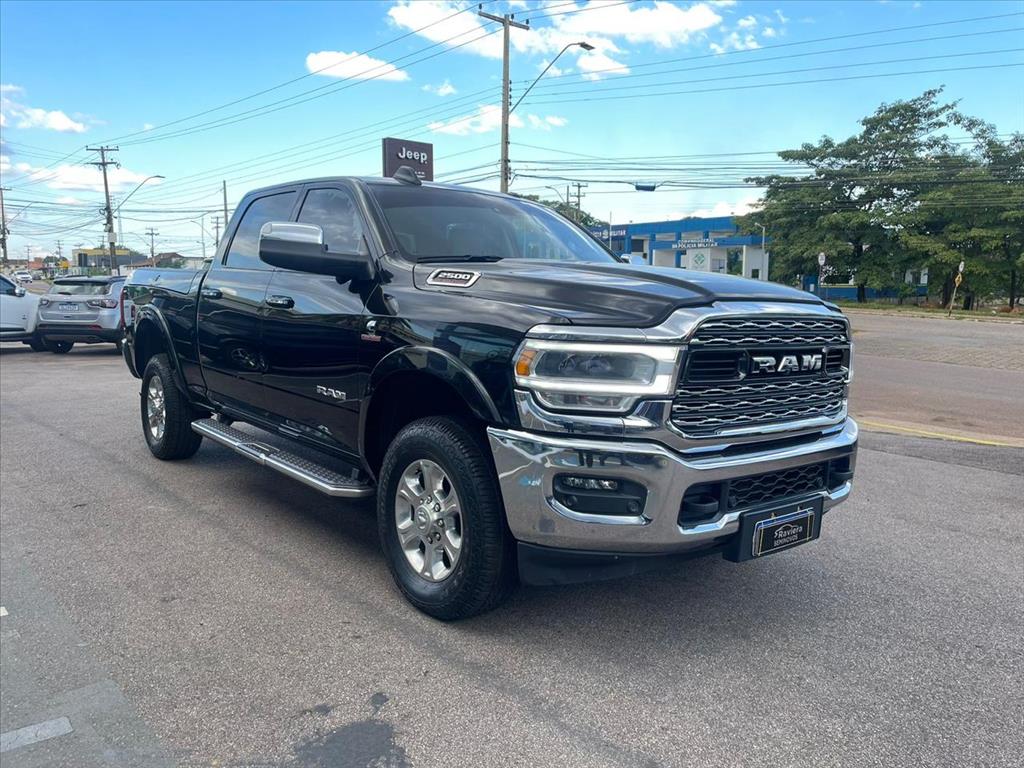 6.7 I6 TURBO DIESEL LARAMIE CD 4X4 AUTOMÁTICO