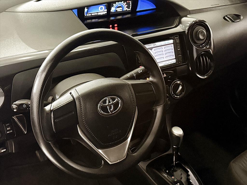 Toyota Etios - 1.5 X SEDAN 16V FLEX 4P AUTOMÁTICO