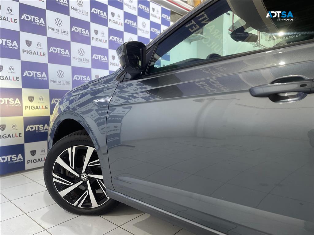 VOLKSWAGEN VIRTUS 1.0 200 TSI HIGHLINE AUTOMÁTICO