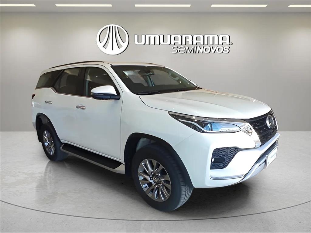HILUX SW4 2.8 D-4D TURBO DIESEL SRX 4X4 AUTOMÁTICO1