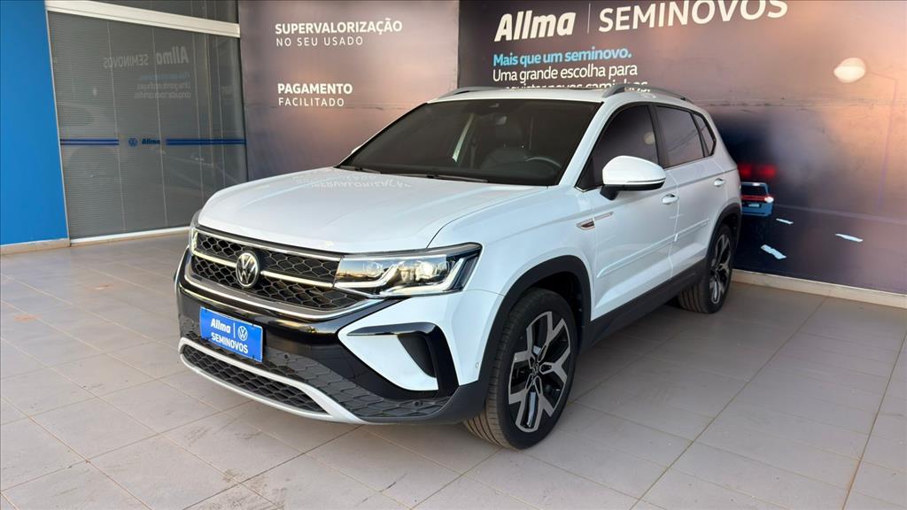 TAOS 1.4 250 TSI TOTAL FLEX HIGHLINE AUTOMÁTICO1
