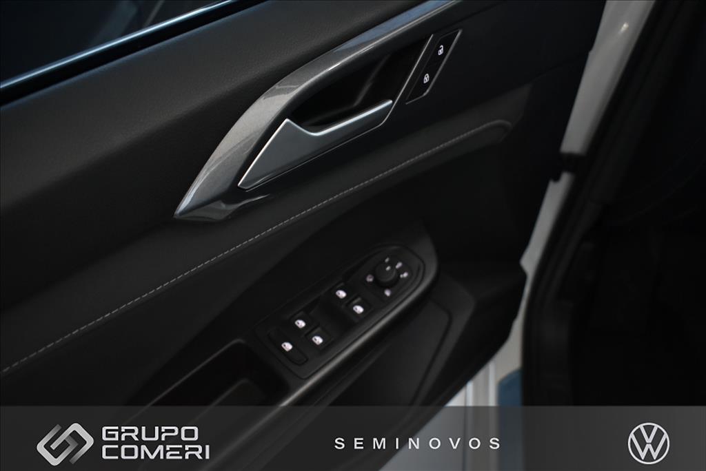 TAOS 1.4 250 TSI TOTAL FLEX HIGHLINE AUTOMÁTICO13