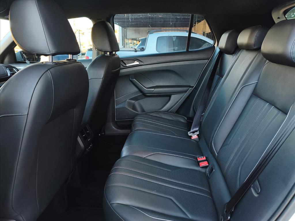 T-CROSS 1.4 250 TSI TOTAL FLEX HIGHLINE AUTOMÁTICO11