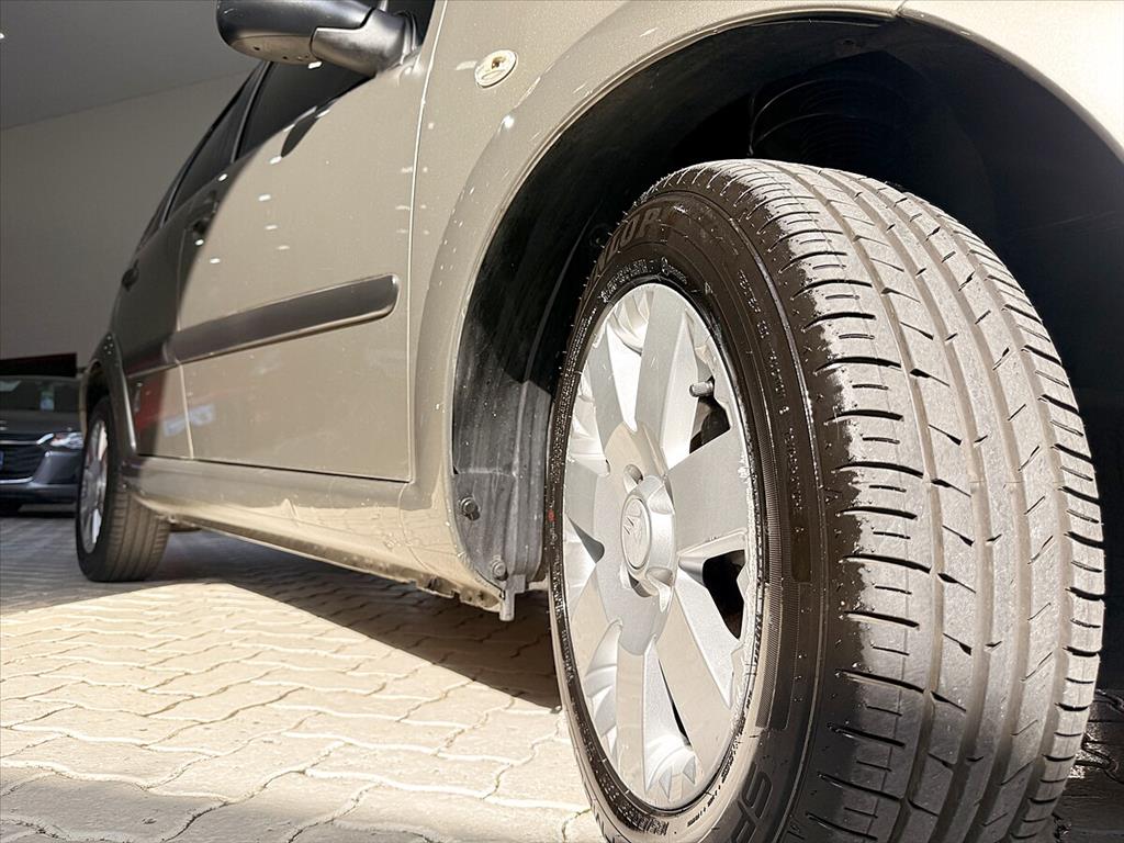 Citroën C3 - 1.4 I GLX 8V FLEX 4P MANUAL