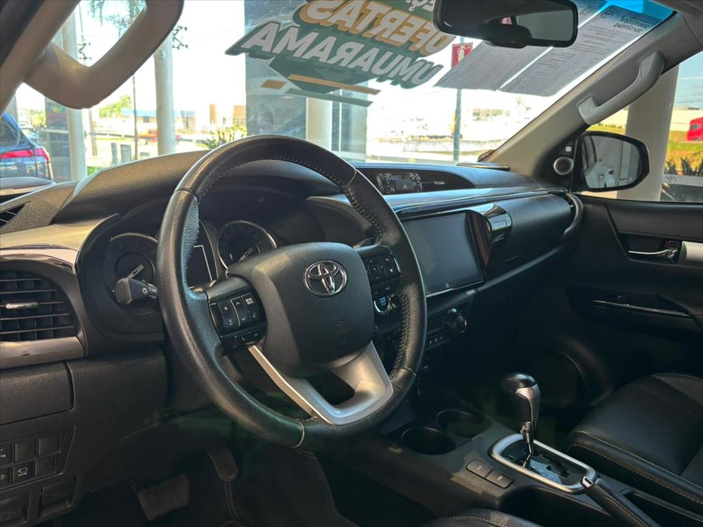 HILUX 2.8 D-4D TURBO DIESEL CD SRX 4X4 AUTOMÁTICO3