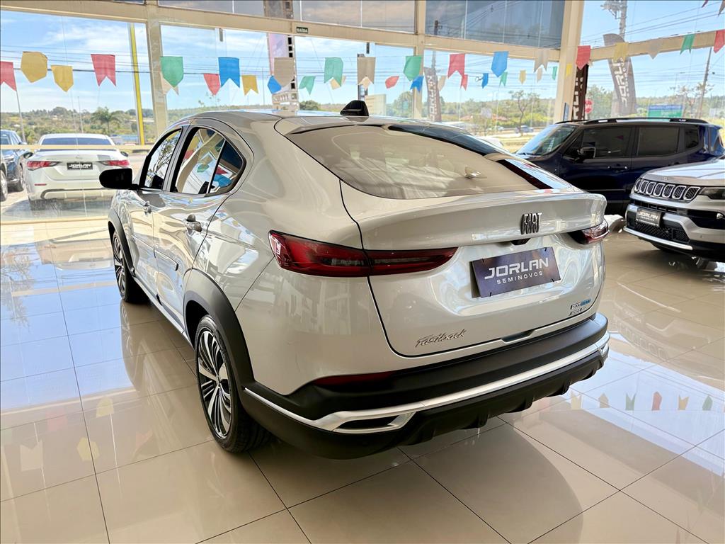 FASTBACK 1.0 TURBO 200 HYBRID AUDACE CVT12