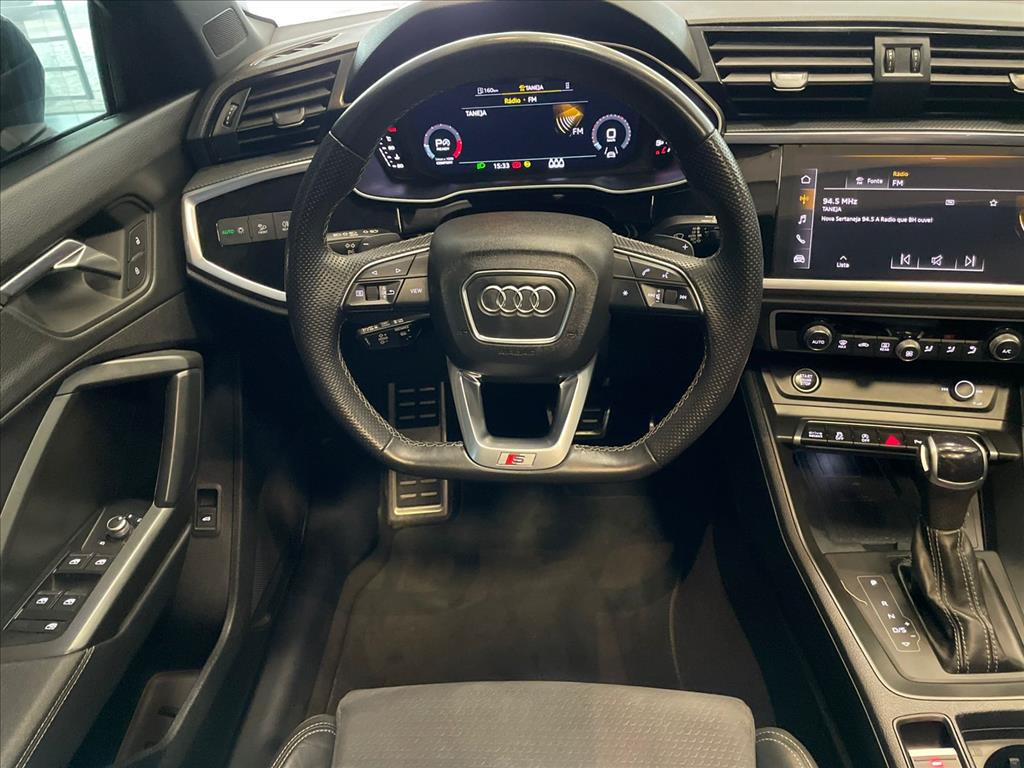 Q3 2.0 40 TFSI GASOLINA PERFORMANCE BLACK QUATTRO TIPTRONIC17