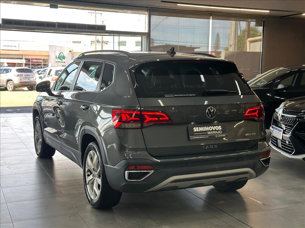 TAOS 1.4 250 TSI TOTAL FLEX COMFORTLINE AUTOMÁTICO13