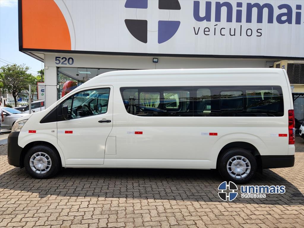 TOYOTA HIACE 2.8 D-4D TURBO DIESEL MINIBUS 15+1 DX AUTOMÁTICO — foto 9