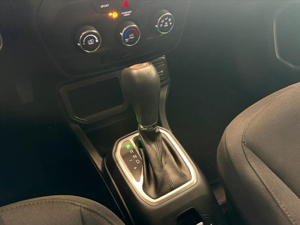 RENEGADE 1.8 16V FLEX 4P AUTOMÁTICO10