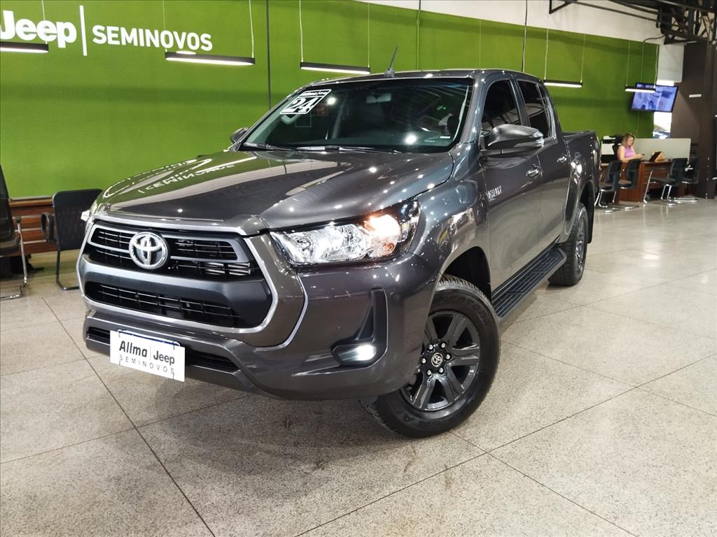 HILUX 2.8 D-4D TURBO DIESEL CD SR 4X4 AUTOMÁTICO HILUX 2.8 D-4D TURBO DIESEL CD SR 4X4 AUTOMÁTICO