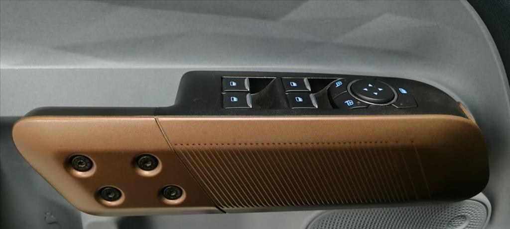 MAVERICK 2.5 HYBRID LARIAT e-CVT9