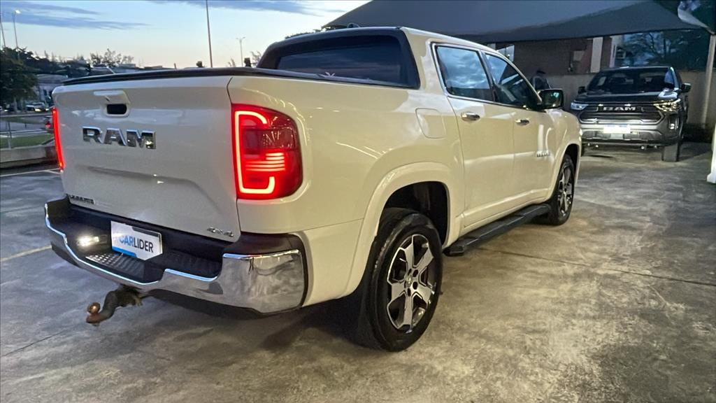 RAMPAGE 2.0 TURBO DIESEL LARAMIE 4X4 AUTOMÁTICO5
