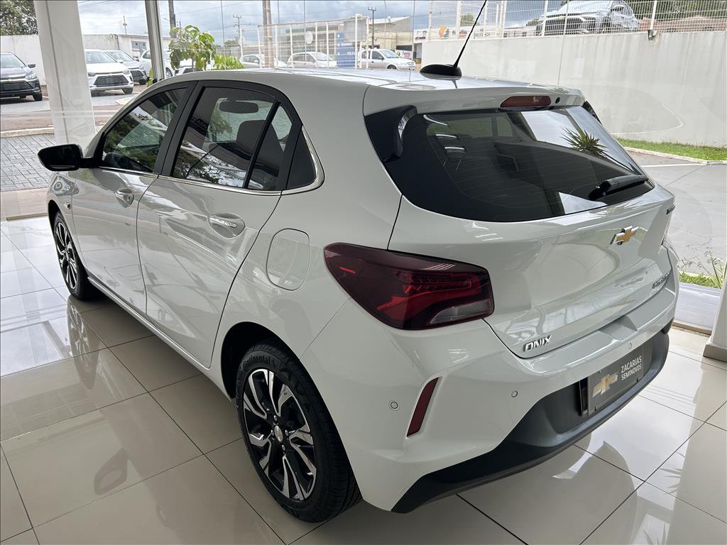 ONIX 1.0 TURBO FLEX PREMIER AUTOMÁTICO5