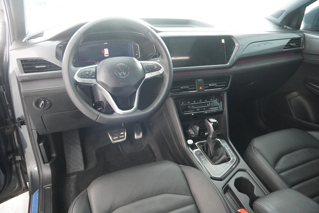 TAOS 1.4 250 TSI TOTAL FLEX HIGHLINE AUTOMÁTICO6